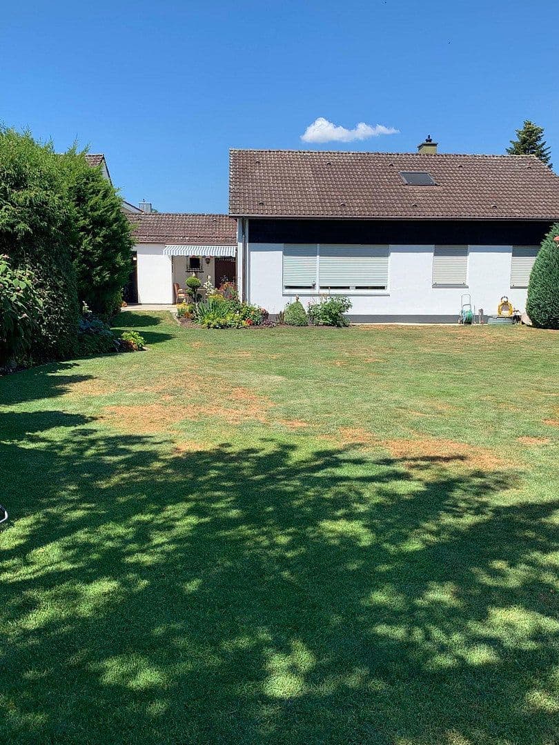 Prodej domu 155 m², pozemek 820 m², Bobingen, Bavorsko Prodej domu 155 m², pozemek 820 m², Bobingen, Bavorsko