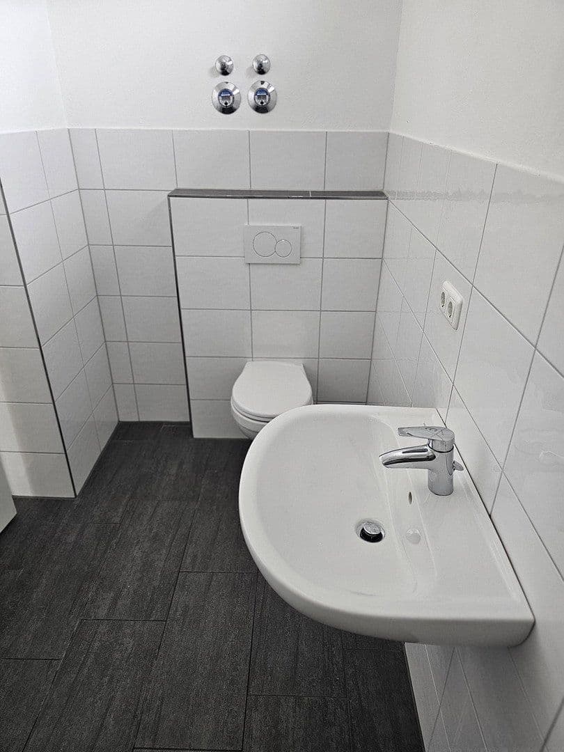 Pronájem bytu 5+1 150 m², Osnabrück, Dolní Sasko Pronájem bytu 5+1 150 m², Osnabrück, Dolní Sasko