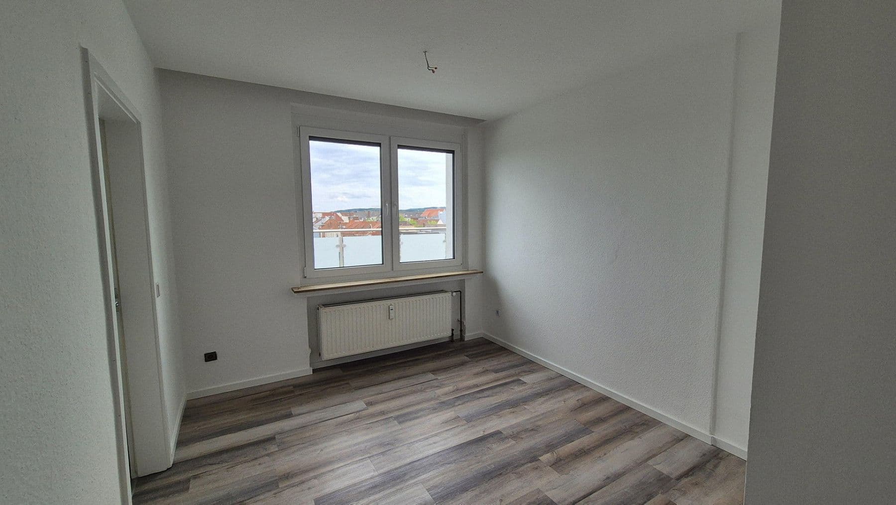 Pronájem bytu 5+1 150 m², Osnabrück, Dolní Sasko Pronájem bytu 5+1 150 m², Osnabrück, Dolní Sasko