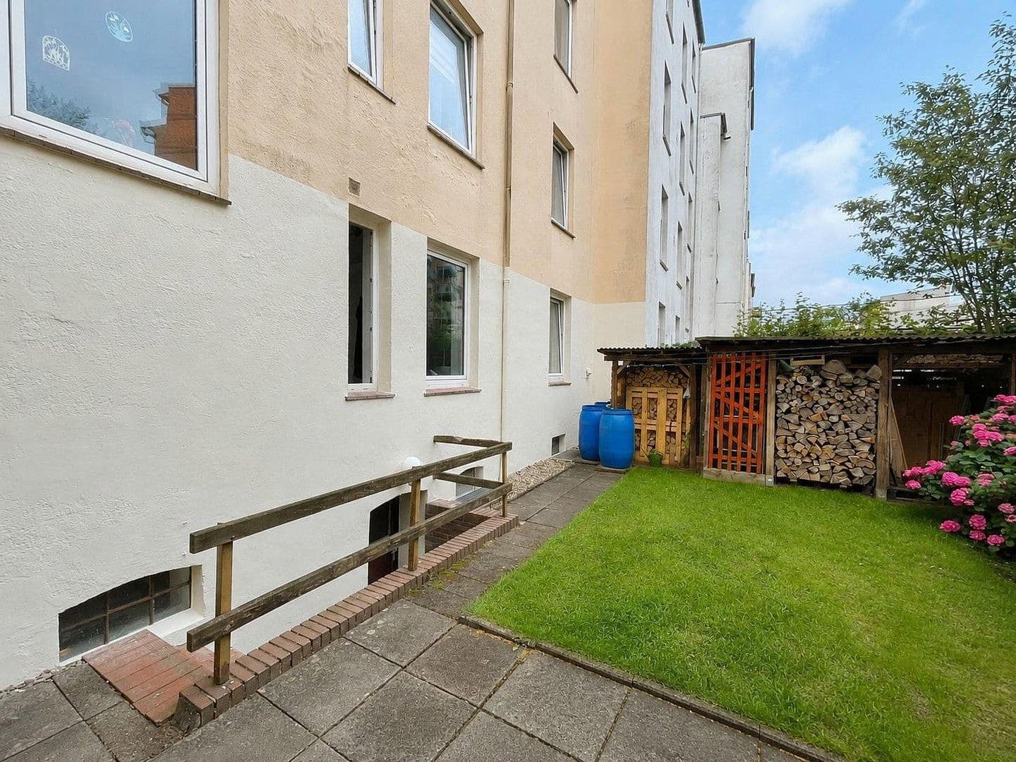 Prodej domu 180 m², pozemek 180 m², Warendorpstr. 51, Lübeck, Šlesvicko-Holštýnsko Prodej domu 180 m², pozemek 180 m², Warendorpstr. 51, Lübeck, Šlesvicko-Holštýnsko