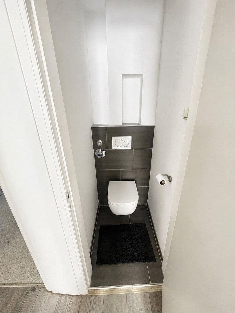 Prodej domu 180 m², pozemek 180 m², Warendorpstr. 51, Lübeck, Šlesvicko-Holštýnsko Prodej domu 180 m², pozemek 180 m², Warendorpstr. 51, Lübeck, Šlesvicko-Holštýnsko