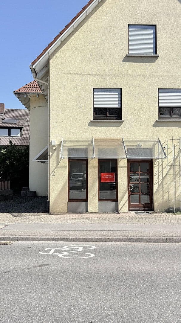 Pronájem nebytového prostoru 40 m², Eisenbahnstr, Schliengen, Bádensko-Württembersko Pronájem nebytového prostoru 40 m², Eisenbahnstr, Schliengen, Bádensko-Württembersko