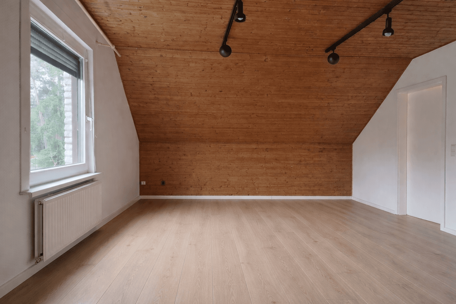 Pronájem domu 160 m², pozemek 793 m², Berlin, Berlín Pronájem domu 160 m², pozemek 793 m², Berlin, Berlín