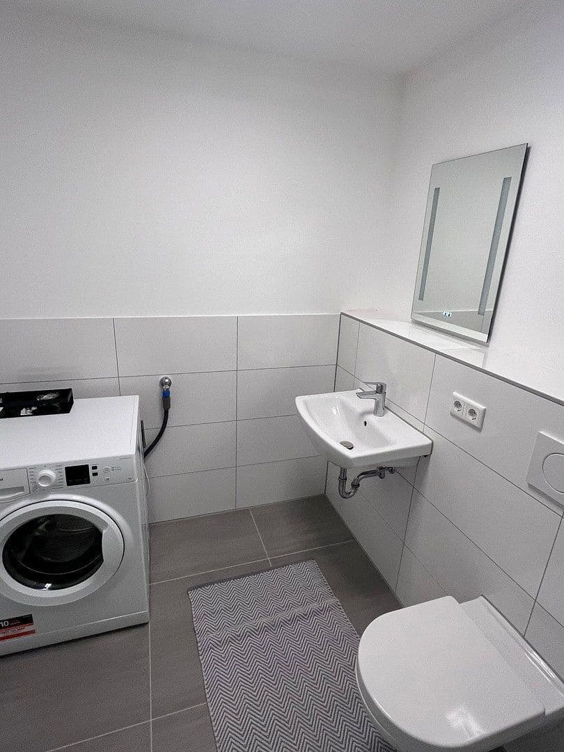 Pronájem bytu 2+1 62 m², Düsseldorfer Straße 37, Köln, Severní Porýní-Vestfálsko Pronájem bytu 2+1 62 m², Düsseldorfer Straße 37, Köln, Severní Porýní-Vestfálsko