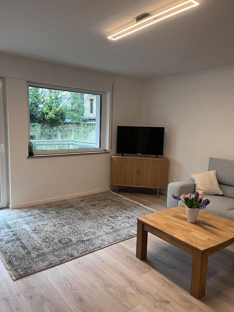 Pronájem bytu 2+1 62 m², Düsseldorfer Straße 37, Köln, Severní Porýní-Vestfálsko Pronájem bytu 2+1 62 m², Düsseldorfer Straße 37, Köln, Severní Porýní-Vestfálsko