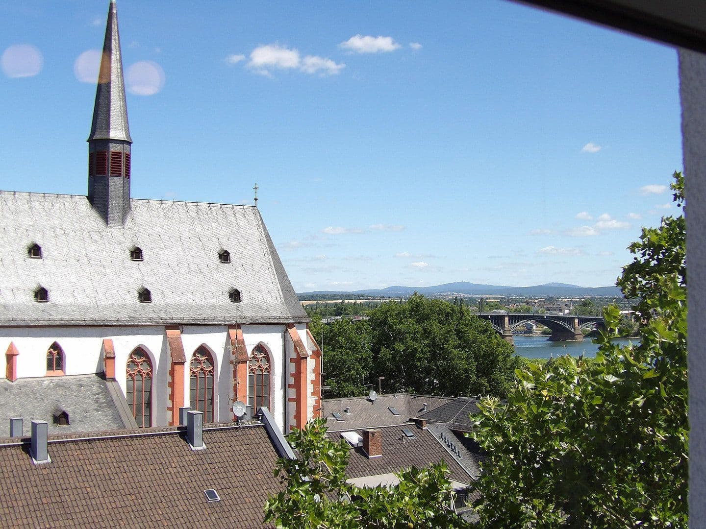 Pronájem bytu 1+1 20 m², Mainz, Porýní-Falc Pronájem bytu 1+1 20 m², Mainz, Porýní-Falc