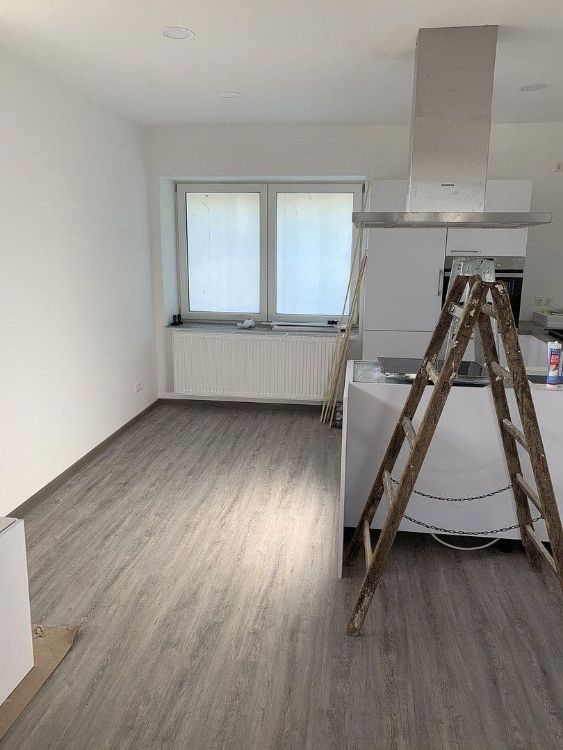 Pronájem bytu 3+1 82 m², Schöneckerstr 27, Gondershausen, Porýní-Falc Pronájem bytu 3+1 82 m², Schöneckerstr 27, Gondershausen, Porýní-Falc