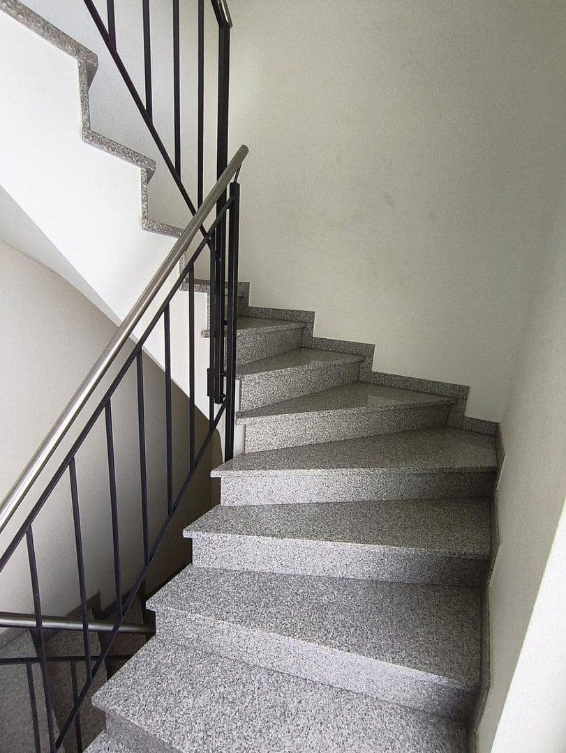 Prodej bytu 3+1 85 m², Cologne, Severní Porýní-Vestfálsko Prodej bytu 3+1 85 m², Cologne, Severní Porýní-Vestfálsko