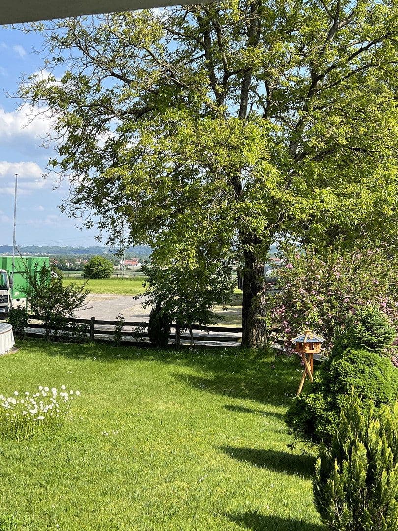 Pronájem bytu 3+1 69 m², Bruckberg, Bavorsko Pronájem bytu 3+1 69 m², Bruckberg, Bavorsko