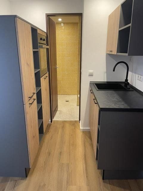Pronájem bytu 1+kk 40 m², Rheinallee 8, Bad Hönningen, Porýní-Falc Pronájem bytu 1+kk 40 m², Rheinallee 8, Bad Hönningen, Porýní-Falc