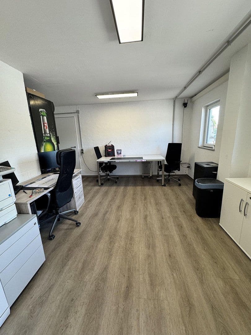 Pronájem nebytového prostoru 3.547 m², Carl-Friedrich-Wilhelm-Borgward-Str. 4, Achim, Dolní Sasko Pronájem nebytového prostoru 3.547 m², Carl-Friedrich-Wilhelm-Borgward-Str. 4, Achim, Dolní Sasko