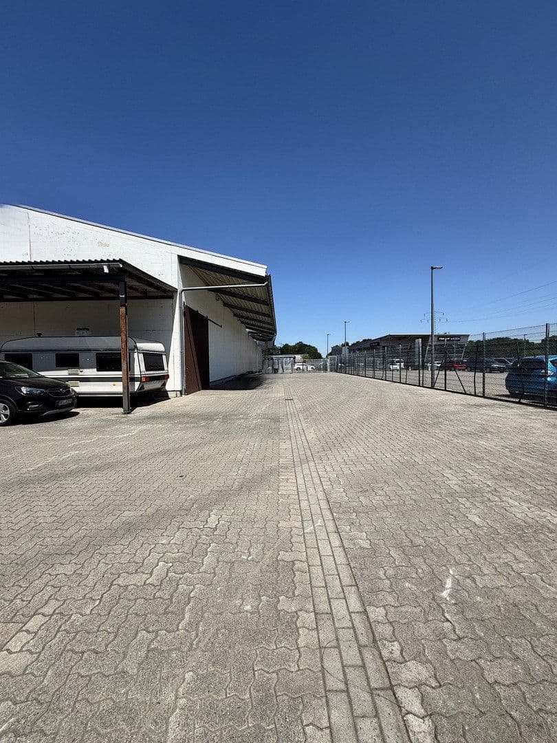 Pronájem nebytového prostoru 3.547 m², Carl-Friedrich-Wilhelm-Borgward-Str. 4, Achim, Dolní Sasko Pronájem nebytového prostoru 3.547 m², Carl-Friedrich-Wilhelm-Borgward-Str. 4, Achim, Dolní Sasko