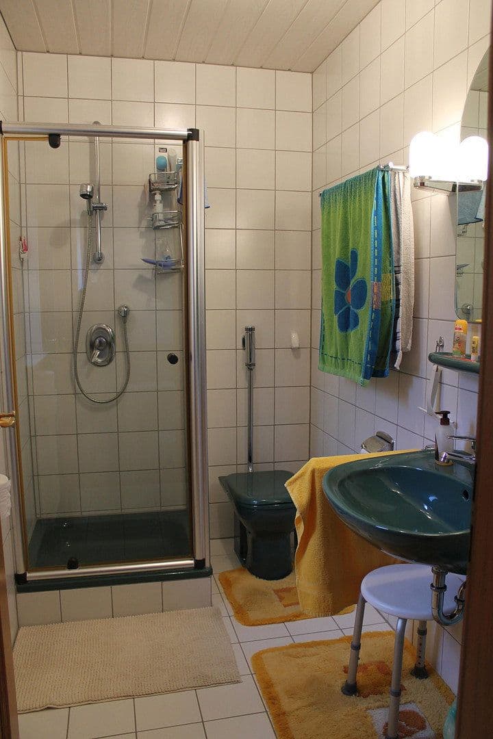 Pronájem bytu 3+kk 104 m², Büchelbergweg 24, Sulzdorf an der Lederhecke, Bavorsko Pronájem bytu 3+kk 104 m², Büchelbergweg 24, Sulzdorf an der Lederhecke, Bavorsko