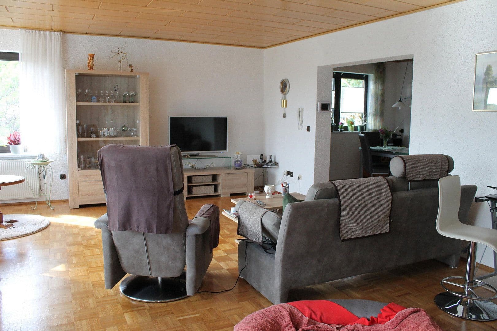 Pronájem bytu 3+kk 104 m², Büchelbergweg 24, Sulzdorf an der Lederhecke, Bavorsko Pronájem bytu 3+kk 104 m², Büchelbergweg 24, Sulzdorf an der Lederhecke, Bavorsko