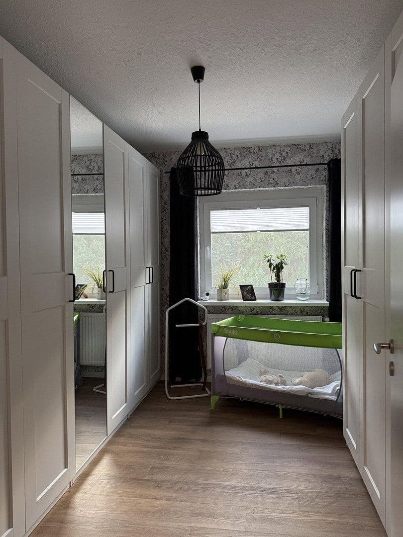 Prodej domu 112 m², pozemek 294 m², Emil-Lueken-Straße 15, Wilhelmshaven, Dolní Sasko Prodej domu 112 m², pozemek 294 m², Emil-Lueken-Straße 15, Wilhelmshaven, Dolní Sasko