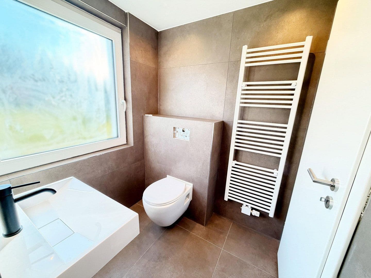 Prodej domu 167 m², pozemek 253 m², Adenauer Straße 23, Altenbeken, Severní Porýní-Vestfálsko Prodej domu 167 m², pozemek 253 m², Adenauer Straße 23, Altenbeken, Severní Porýní-Vestfálsko