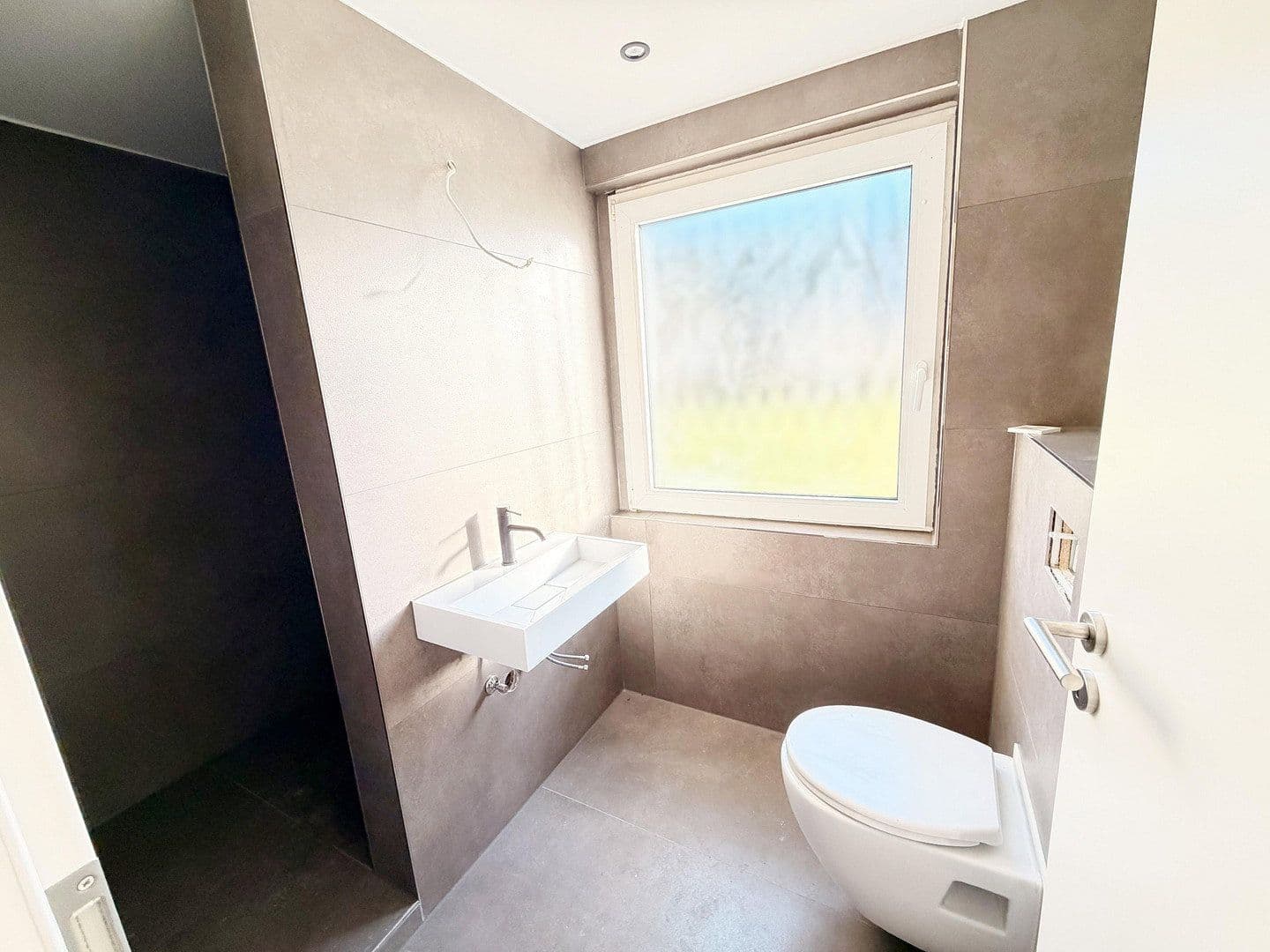 Prodej domu 167 m², pozemek 253 m², Adenauer Straße 23, Altenbeken, Severní Porýní-Vestfálsko Prodej domu 167 m², pozemek 253 m², Adenauer Straße 23, Altenbeken, Severní Porýní-Vestfálsko