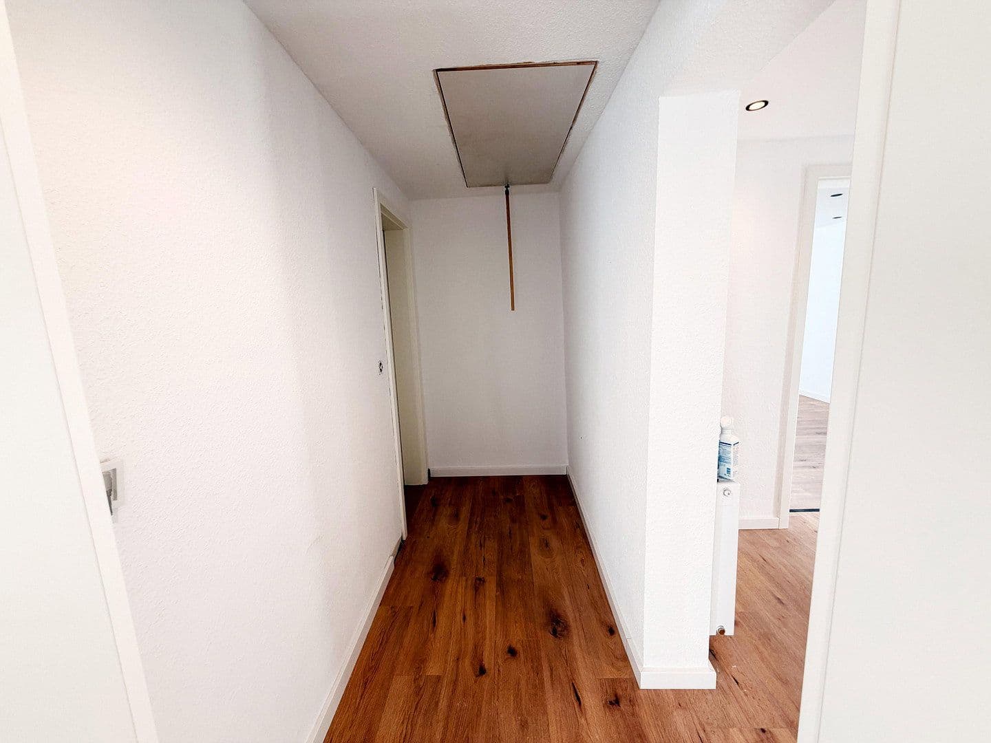 Prodej domu 167 m², pozemek 253 m², Adenauer Straße 23, Altenbeken, Severní Porýní-Vestfálsko Prodej domu 167 m², pozemek 253 m², Adenauer Straße 23, Altenbeken, Severní Porýní-Vestfálsko