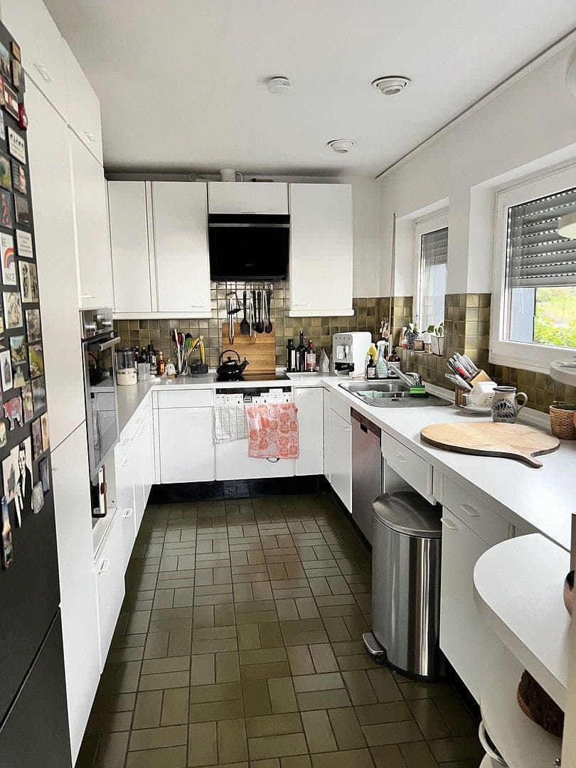 Pronájem domu 240 m², pozemek 720 m², Herborn, Hessen Pronájem domu 240 m², pozemek 720 m², Herborn, Hessen