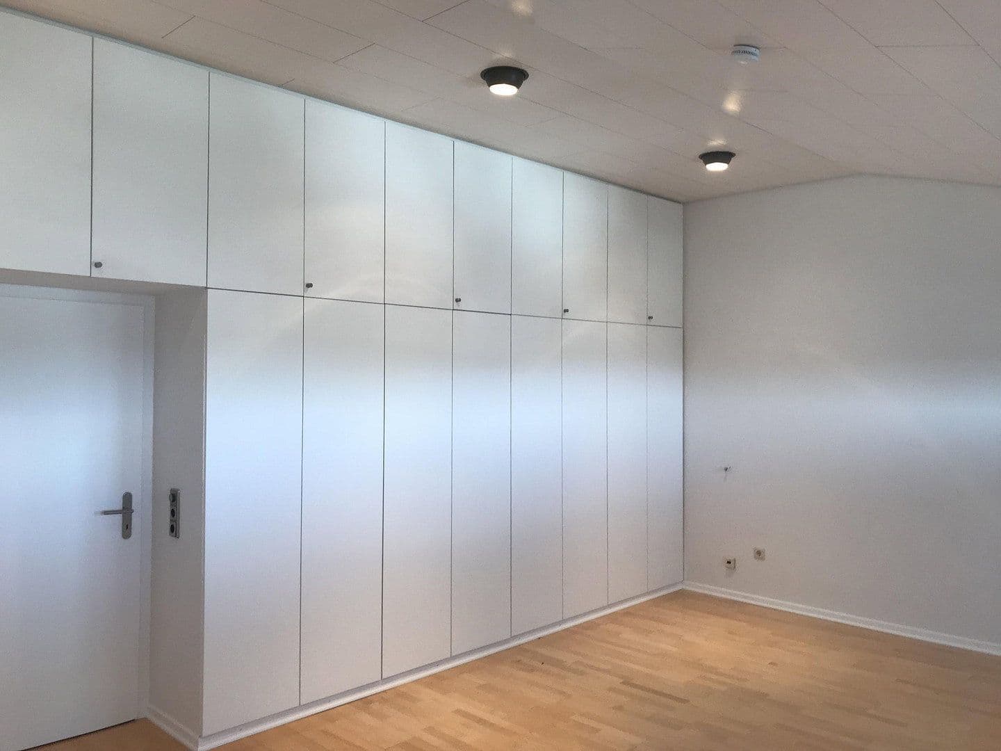 Pronájem domu 240 m², pozemek 720 m², Herborn, Hessen Pronájem domu 240 m², pozemek 720 m², Herborn, Hessen