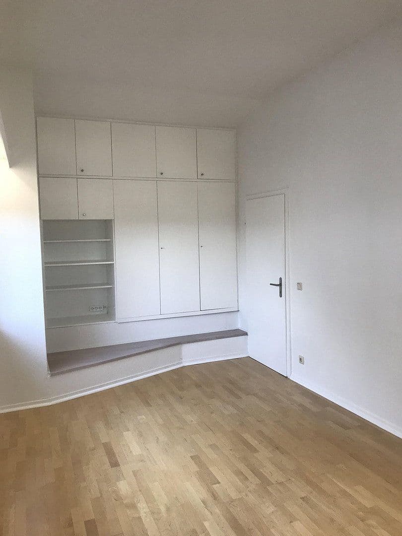 Pronájem domu 240 m², pozemek 720 m², Herborn, Hessen Pronájem domu 240 m², pozemek 720 m², Herborn, Hessen