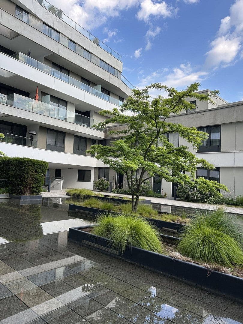 Prodej bytu 4+1 134 m², Europa-Allee 165, Frankfurt/Main, Hessen Prodej bytu 4+1 134 m², Europa-Allee 165, Frankfurt/Main, Hessen