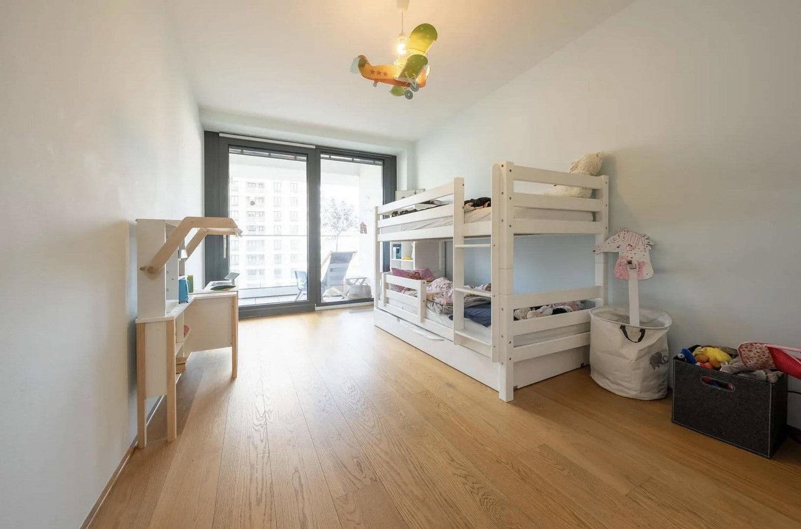 Prodej bytu 4+1 134 m², Europa-Allee 165, Frankfurt/Main, Hessen Prodej bytu 4+1 134 m², Europa-Allee 165, Frankfurt/Main, Hessen