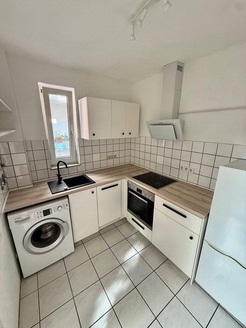 Pronájem bytu 3+kk 61 m², Ludwigstraße 110A, Stuttgart, Bádensko-Württembersko Pronájem bytu 3+kk 61 m², Ludwigstraße 110A, Stuttgart, Bádensko-Württembersko