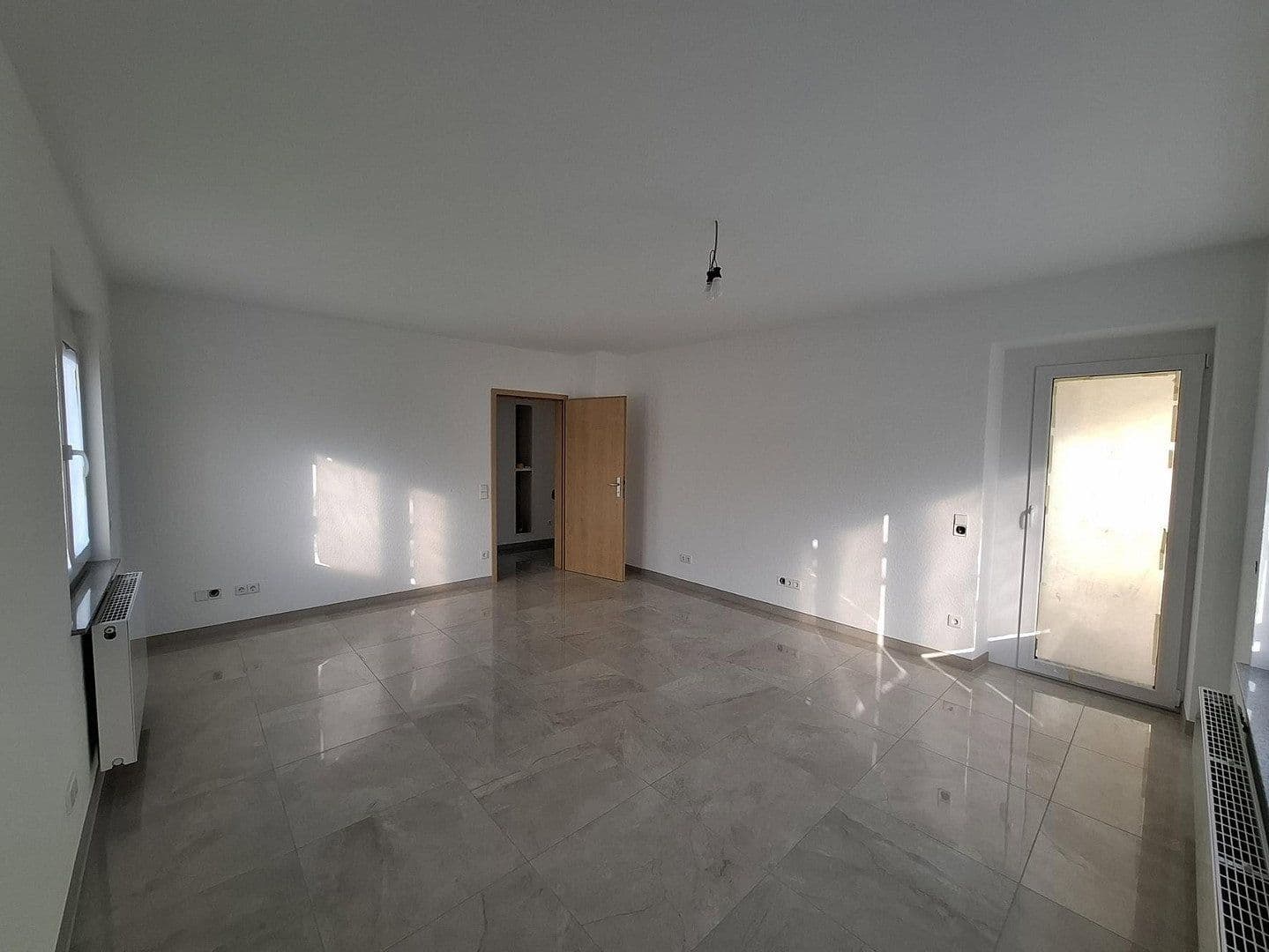 Prodej bytu 3+1 76 m², Albershausen, Bádensko-Württembersko Prodej bytu 3+1 76 m², Albershausen, Bádensko-Württembersko