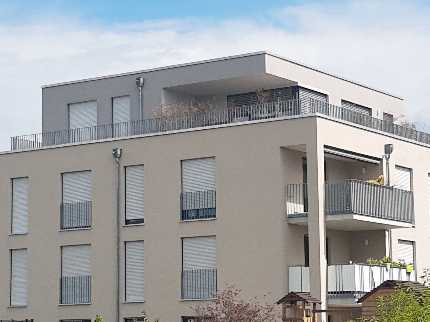 Pronájem bytu 3+1 130 m², Möhrendorf, Bavorsko Pronájem bytu 3+1 130 m², Möhrendorf, Bavorsko