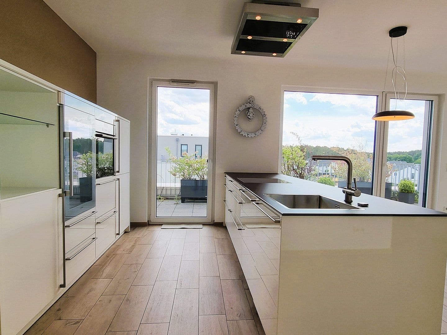 Pronájem bytu 3+1 130 m², Möhrendorf, Bavorsko Pronájem bytu 3+1 130 m², Möhrendorf, Bavorsko