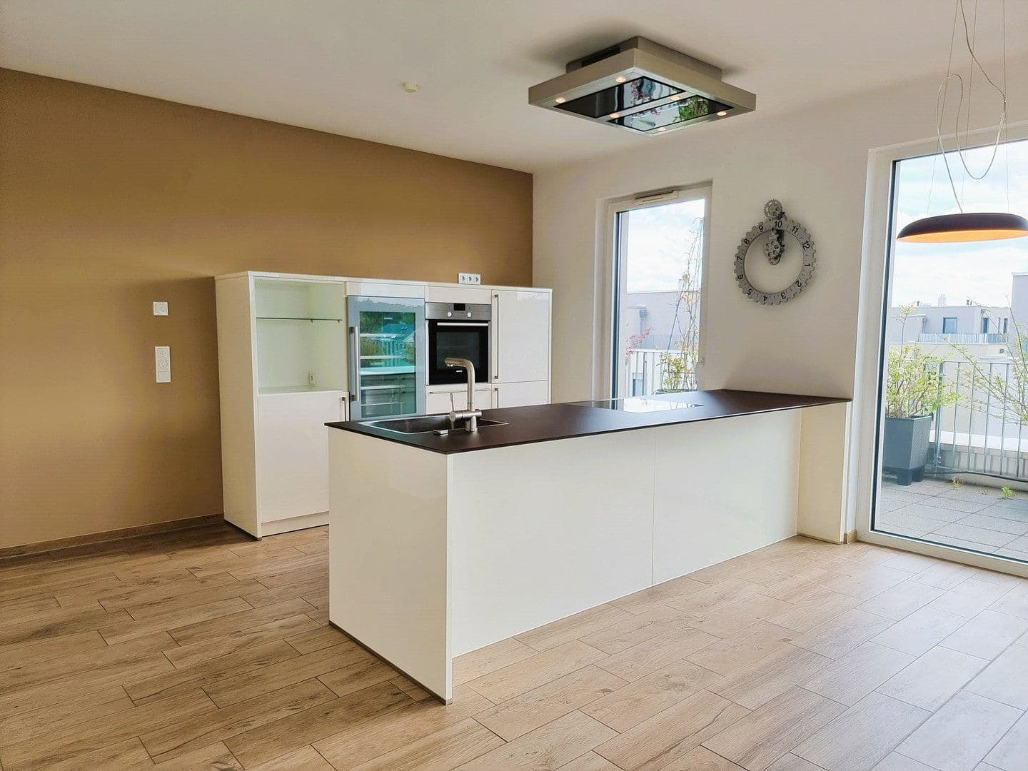 Pronájem bytu 3+1 130 m², Möhrendorf, Bavorsko Pronájem bytu 3+1 130 m², Möhrendorf, Bavorsko
