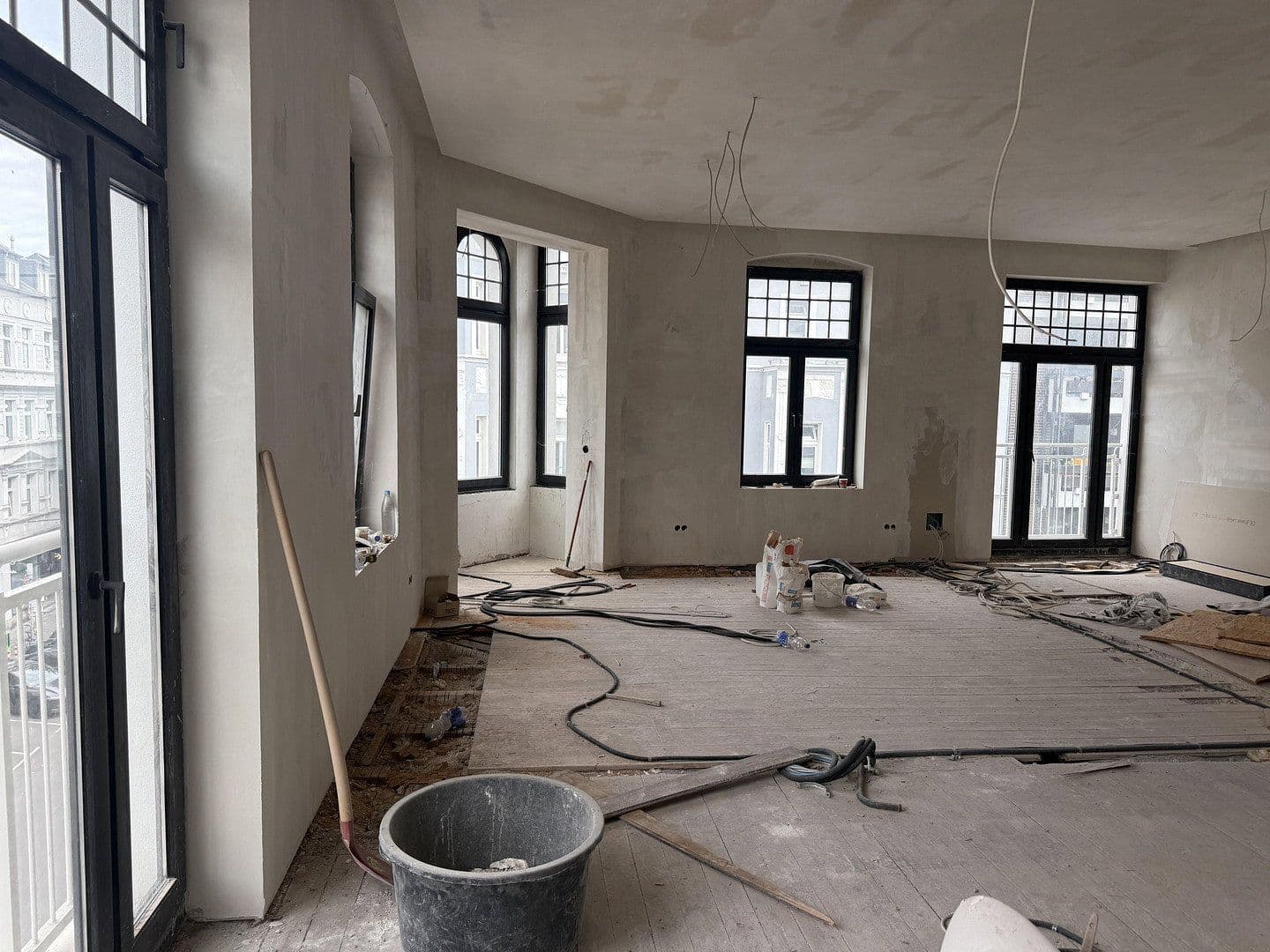 Prodej bytu 4+kk 158 m², Düsseldorf, Severní Porýní-Vestfálsko Prodej bytu 4+kk 158 m², Düsseldorf, Severní Porýní-Vestfálsko