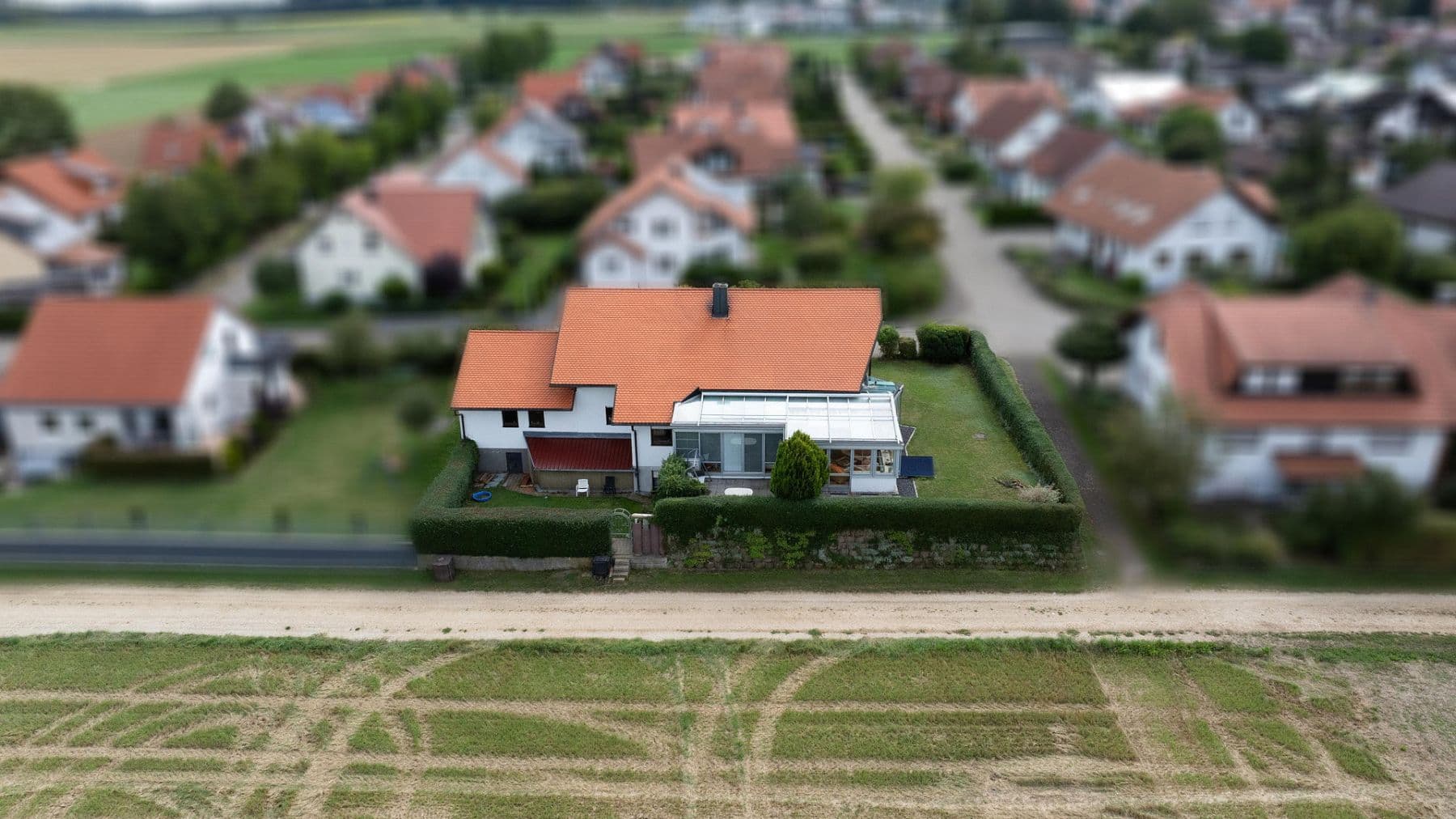 Prodej domu 180 m², pozemek 679 m², Laichingen, Bádensko-Württembersko Prodej domu 180 m², pozemek 679 m², Laichingen, Bádensko-Württembersko