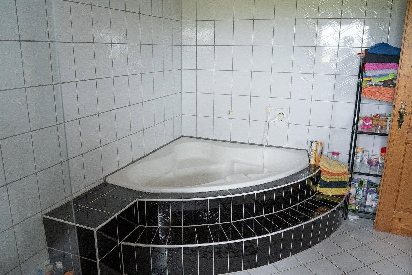 Prodej domu 180 m², pozemek 679 m², Laichingen, Bádensko-Württembersko Prodej domu 180 m², pozemek 679 m², Laichingen, Bádensko-Württembersko