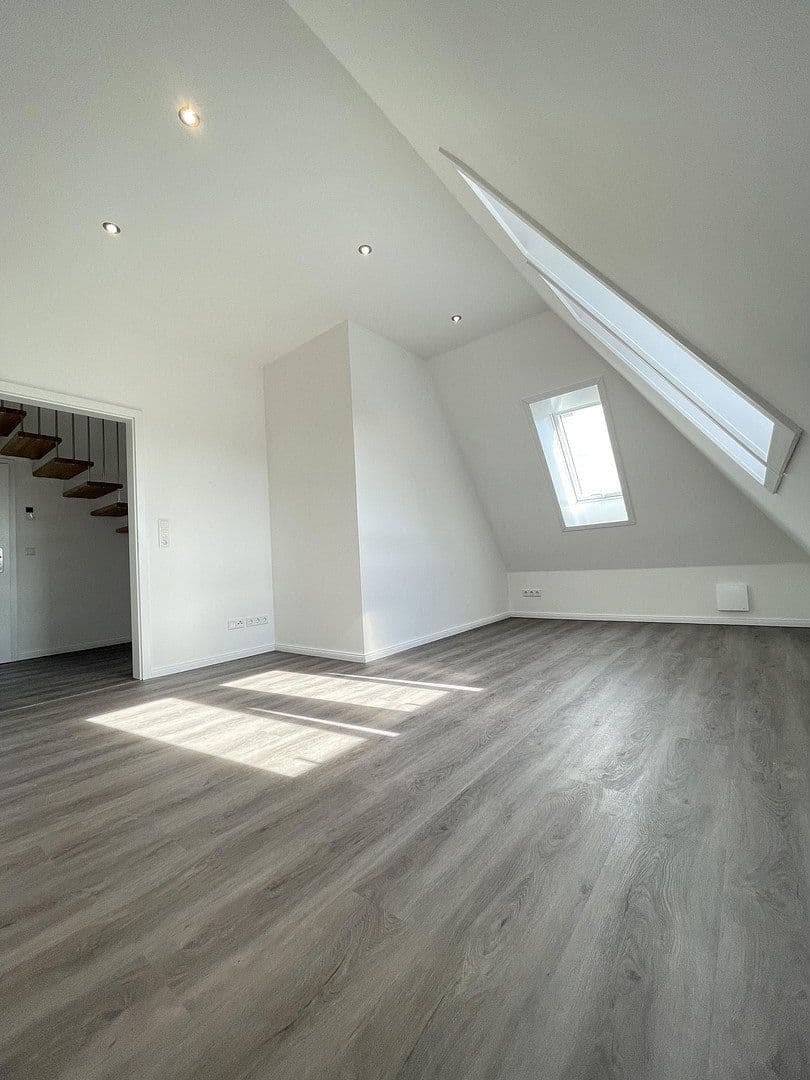 Pronájem bytu 3+1 82 m², Uphuser Heerstr. 92, Achim, Dolní Sasko Pronájem bytu 3+1 82 m², Uphuser Heerstr. 92, Achim, Dolní Sasko