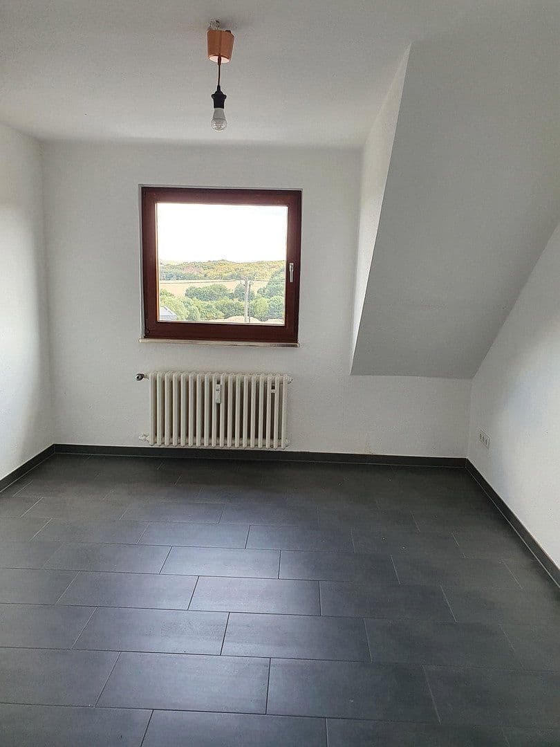 Pronájem bytu 2+1 66 m², Vettelschoß, Porýní-Falc Pronájem bytu 2+1 66 m², Vettelschoß, Porýní-Falc