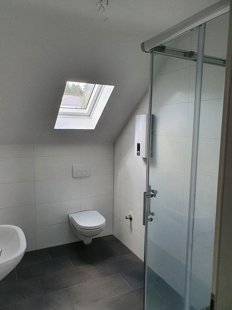 Pronájem bytu 2+1 66 m², Vettelschoß, Porýní-Falc Pronájem bytu 2+1 66 m², Vettelschoß, Porýní-Falc