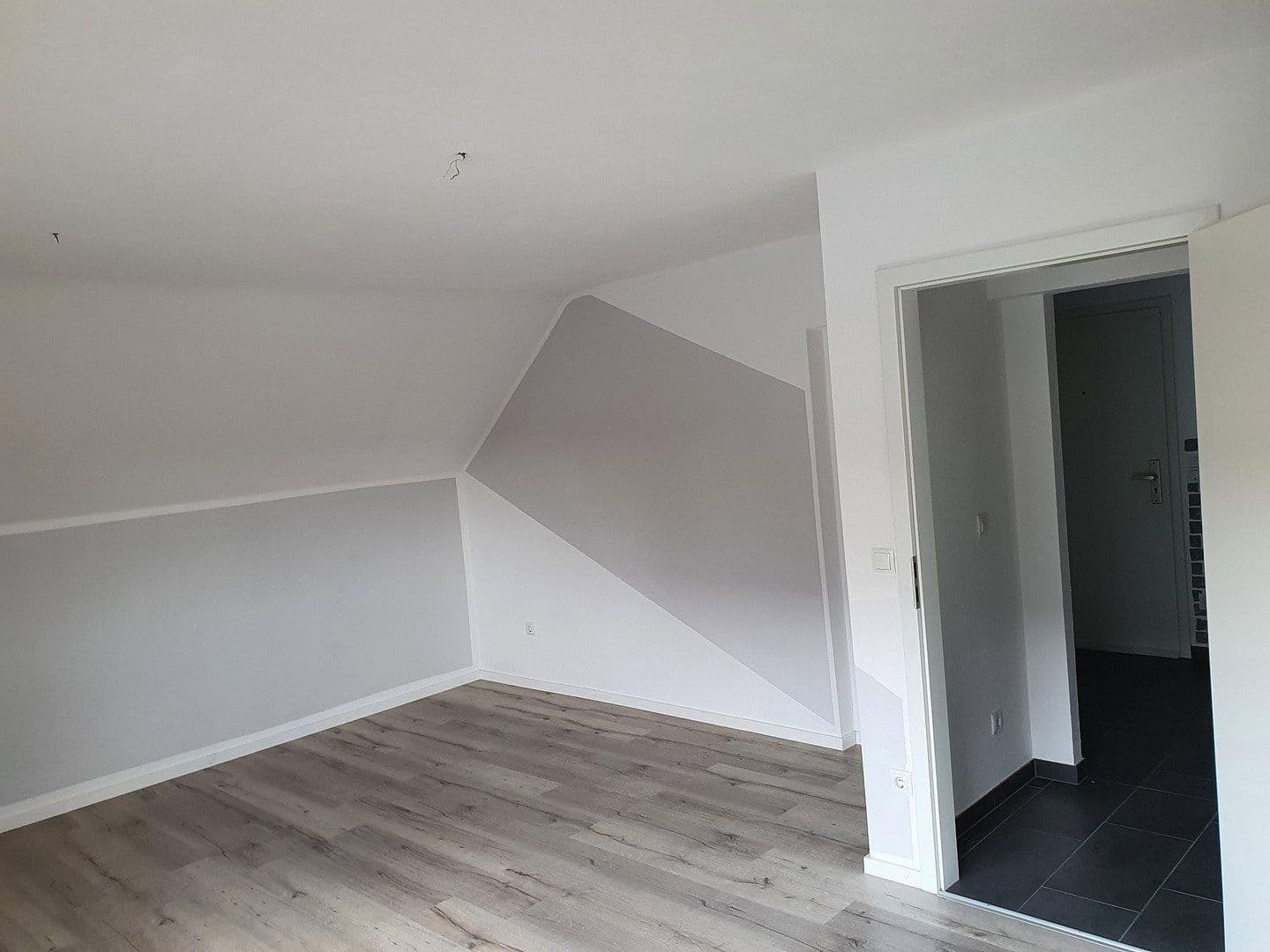 Pronájem bytu 2+1 66 m², Vettelschoß, Porýní-Falc Pronájem bytu 2+1 66 m², Vettelschoß, Porýní-Falc