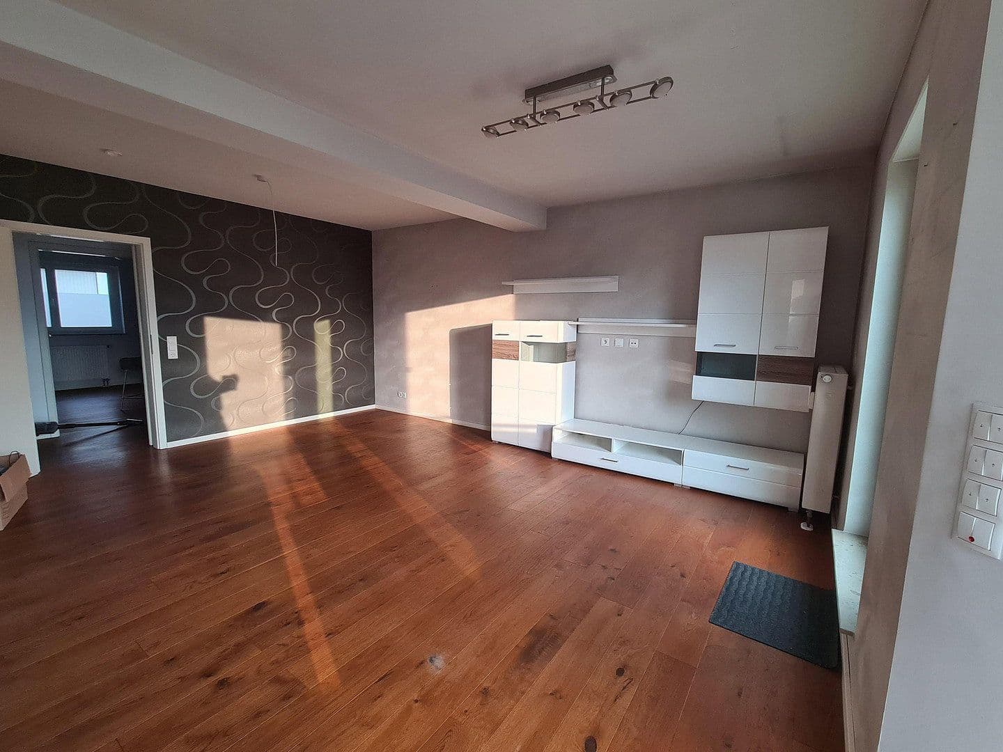 Prodej bytu 3+1 72 m², Vallendar, Porýní-Falc Prodej bytu 3+1 72 m², Vallendar, Porýní-Falc