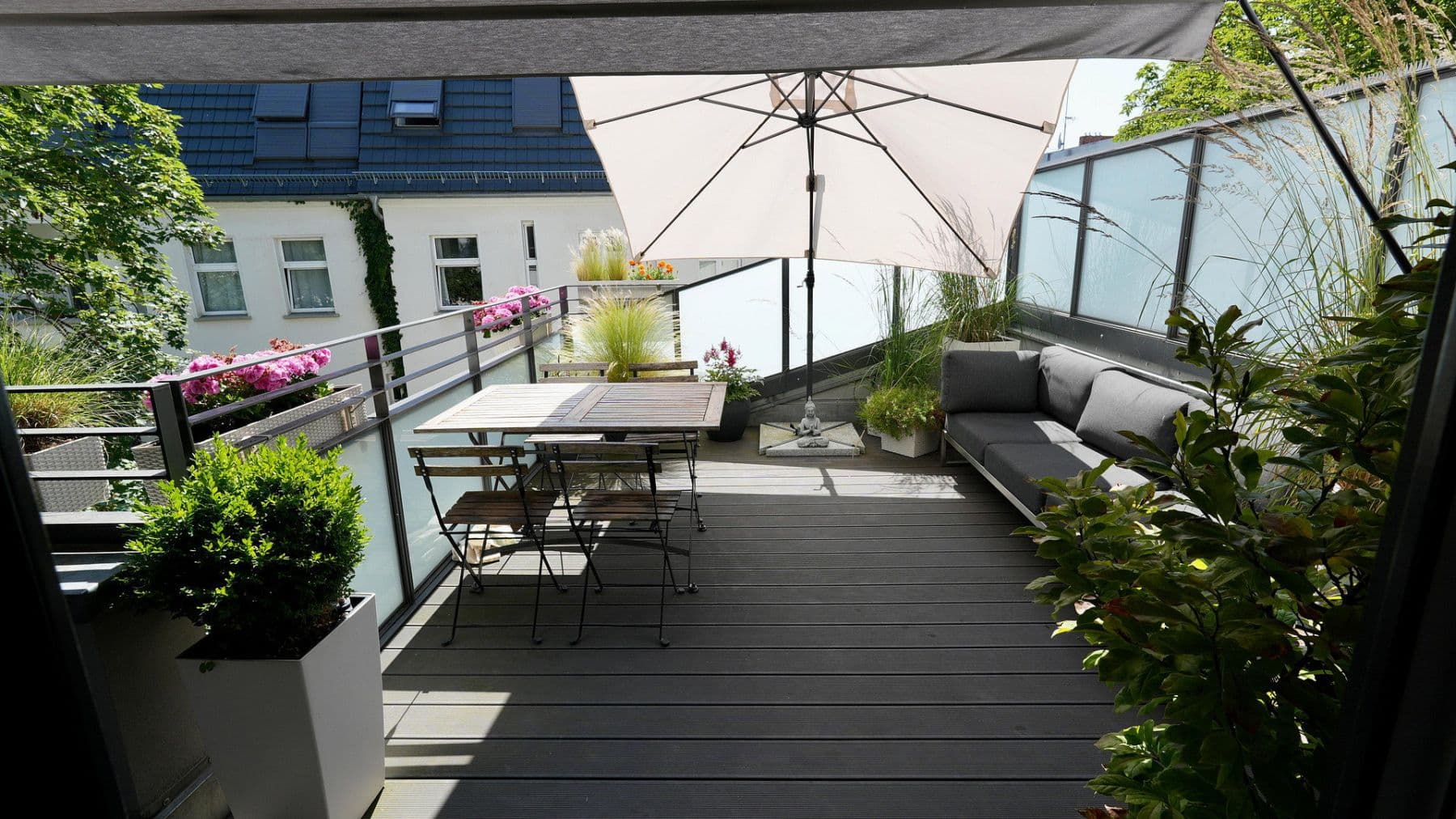 Pronájem bytu 4+1 102 m², Sonntagstr 28, Berlin, Berlín Pronájem bytu 4+1 102 m², Sonntagstr 28, Berlin, Berlín