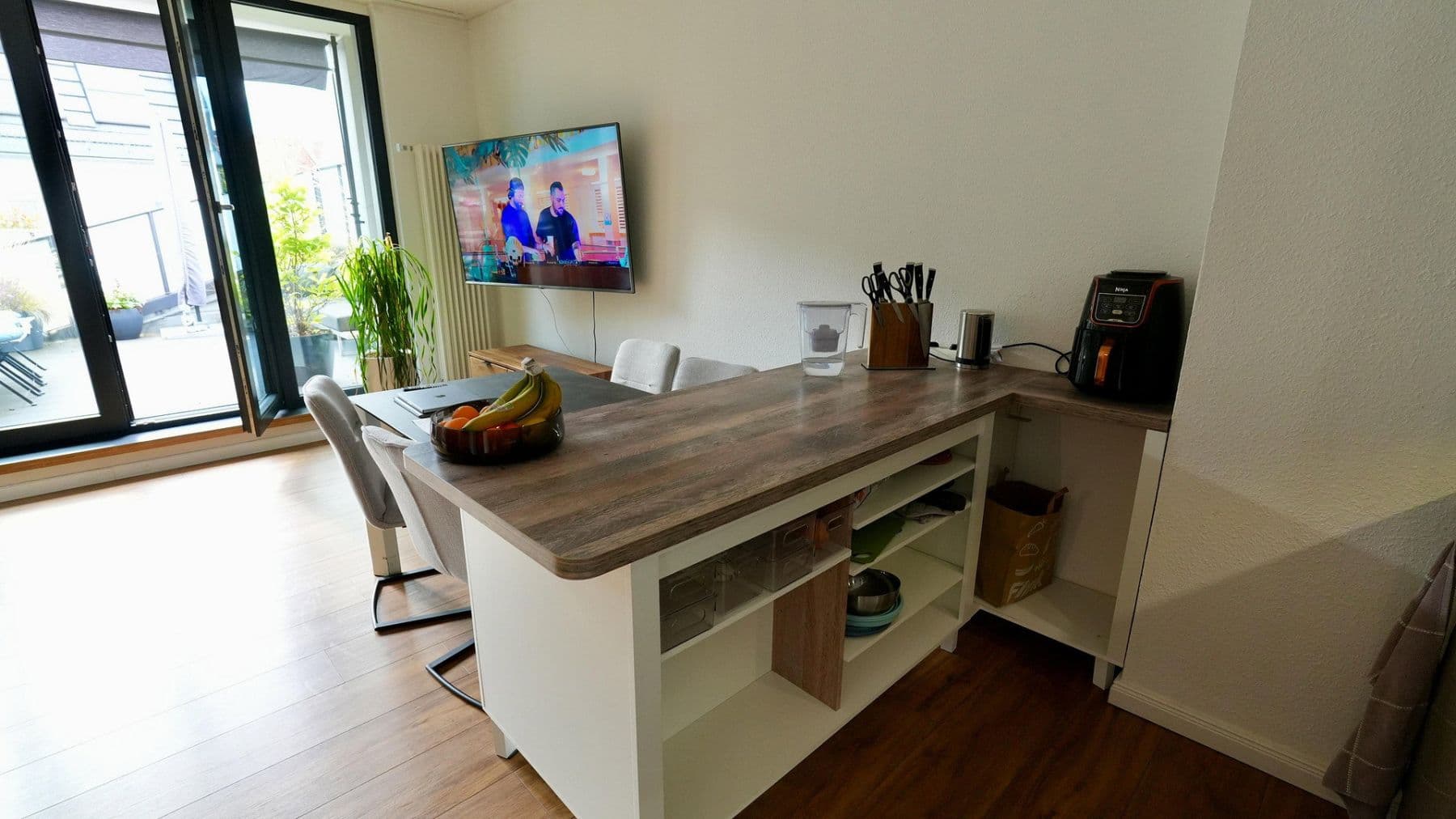 Pronájem bytu 4+1 102 m², Sonntagstr 28, Berlin, Berlín Pronájem bytu 4+1 102 m², Sonntagstr 28, Berlin, Berlín