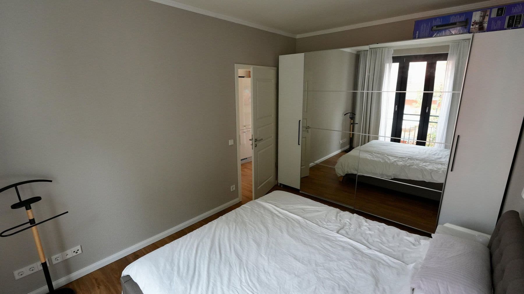 Pronájem bytu 4+1 102 m², Sonntagstr 28, Berlin, Berlín Pronájem bytu 4+1 102 m², Sonntagstr 28, Berlin, Berlín
