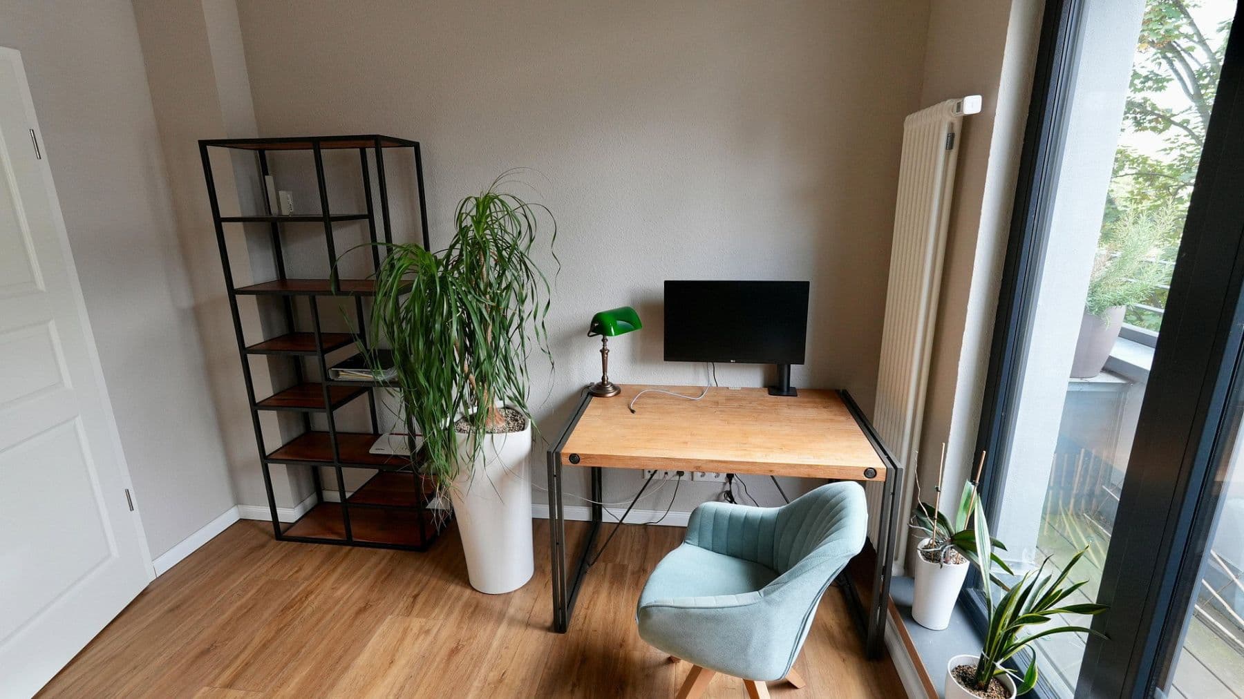 Pronájem bytu 4+1 102 m², Sonntagstr 28, Berlin, Berlín Pronájem bytu 4+1 102 m², Sonntagstr 28, Berlin, Berlín