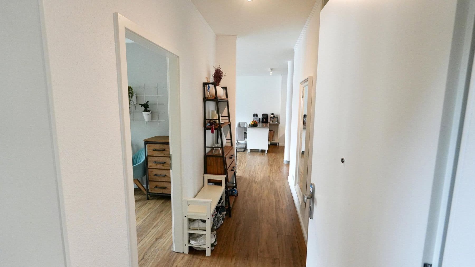 Pronájem bytu 4+1 102 m², Sonntagstr 28, Berlin, Berlín Pronájem bytu 4+1 102 m², Sonntagstr 28, Berlin, Berlín