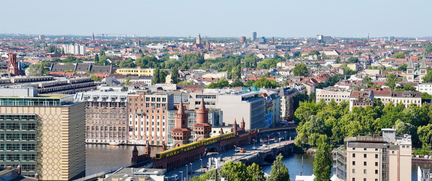 Pronájem bytu 4+1 102 m², Sonntagstr 28, Berlin, Berlín Pronájem bytu 4+1 102 m², Sonntagstr 28, Berlin, Berlín