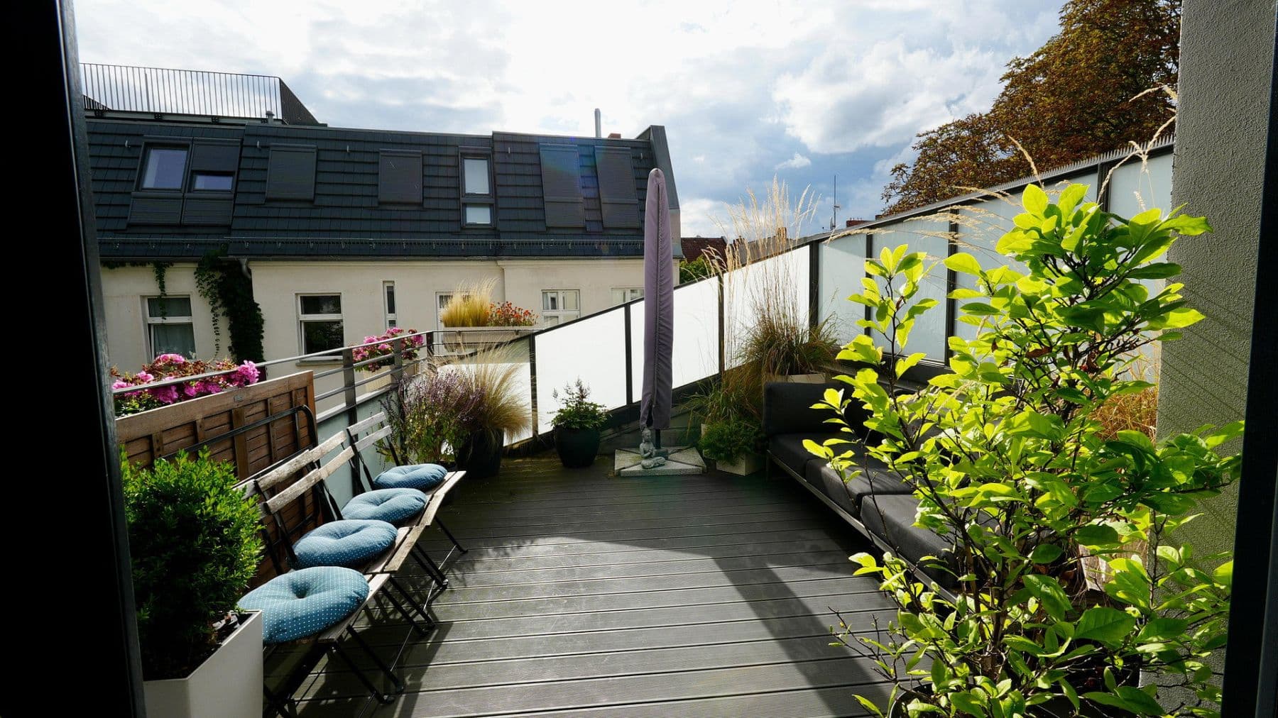 Pronájem bytu 4+1 102 m², Sonntagstr 28, Berlin, Berlín Pronájem bytu 4+1 102 m², Sonntagstr 28, Berlin, Berlín