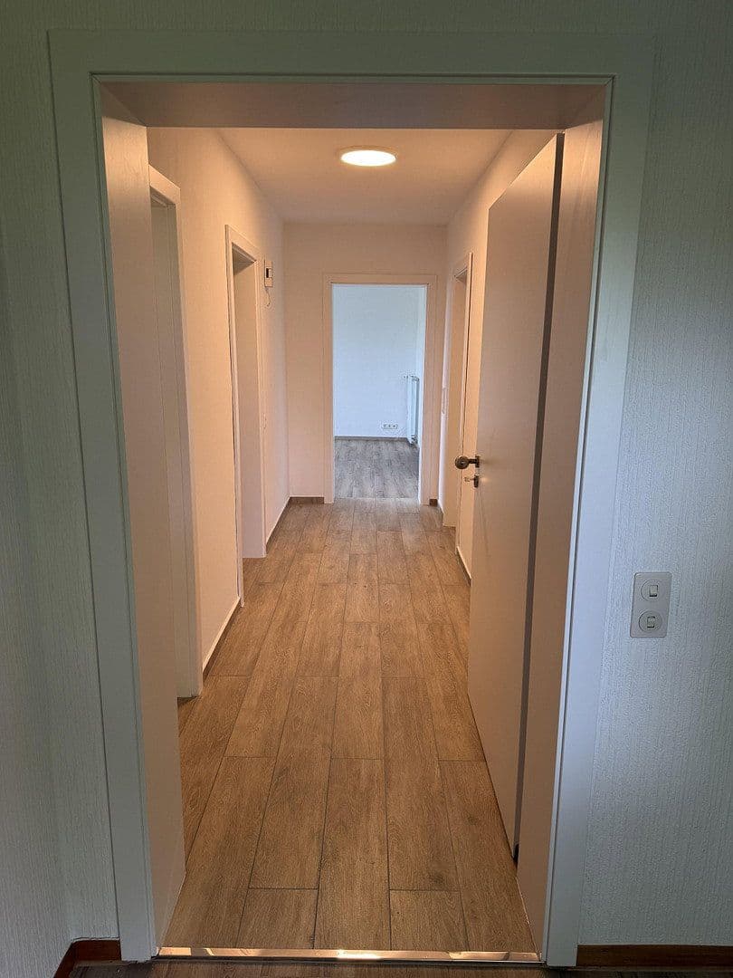 Pronájem bytu 3+1 88 m², Mammelzen, Porýní-Falc Pronájem bytu 3+1 88 m², Mammelzen, Porýní-Falc