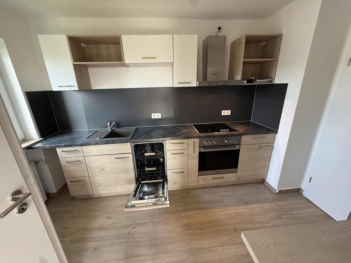 Pronájem bytu 3+1 88 m², Mammelzen, Porýní-Falc Pronájem bytu 3+1 88 m², Mammelzen, Porýní-Falc