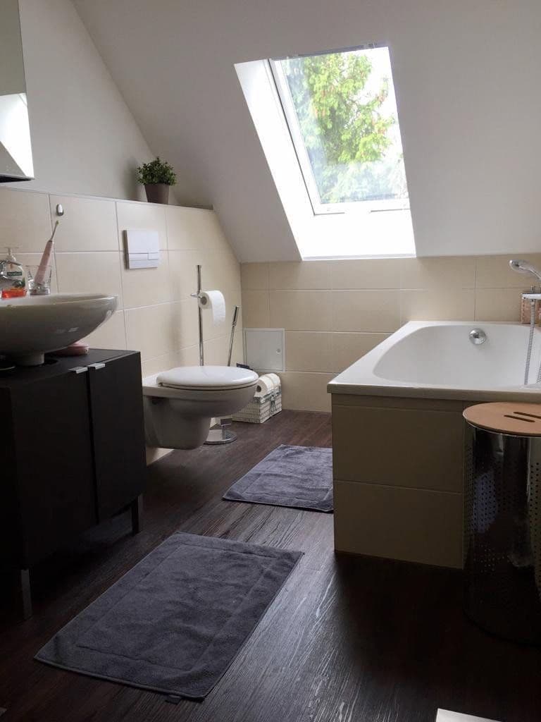 Pronájem bytu 3+1 80 m², Muldensteiner Str. 43, Muldestausee, Sasko-Anhaltsko Pronájem bytu 3+1 80 m², Muldensteiner Str. 43, Muldestausee, Sasko-Anhaltsko